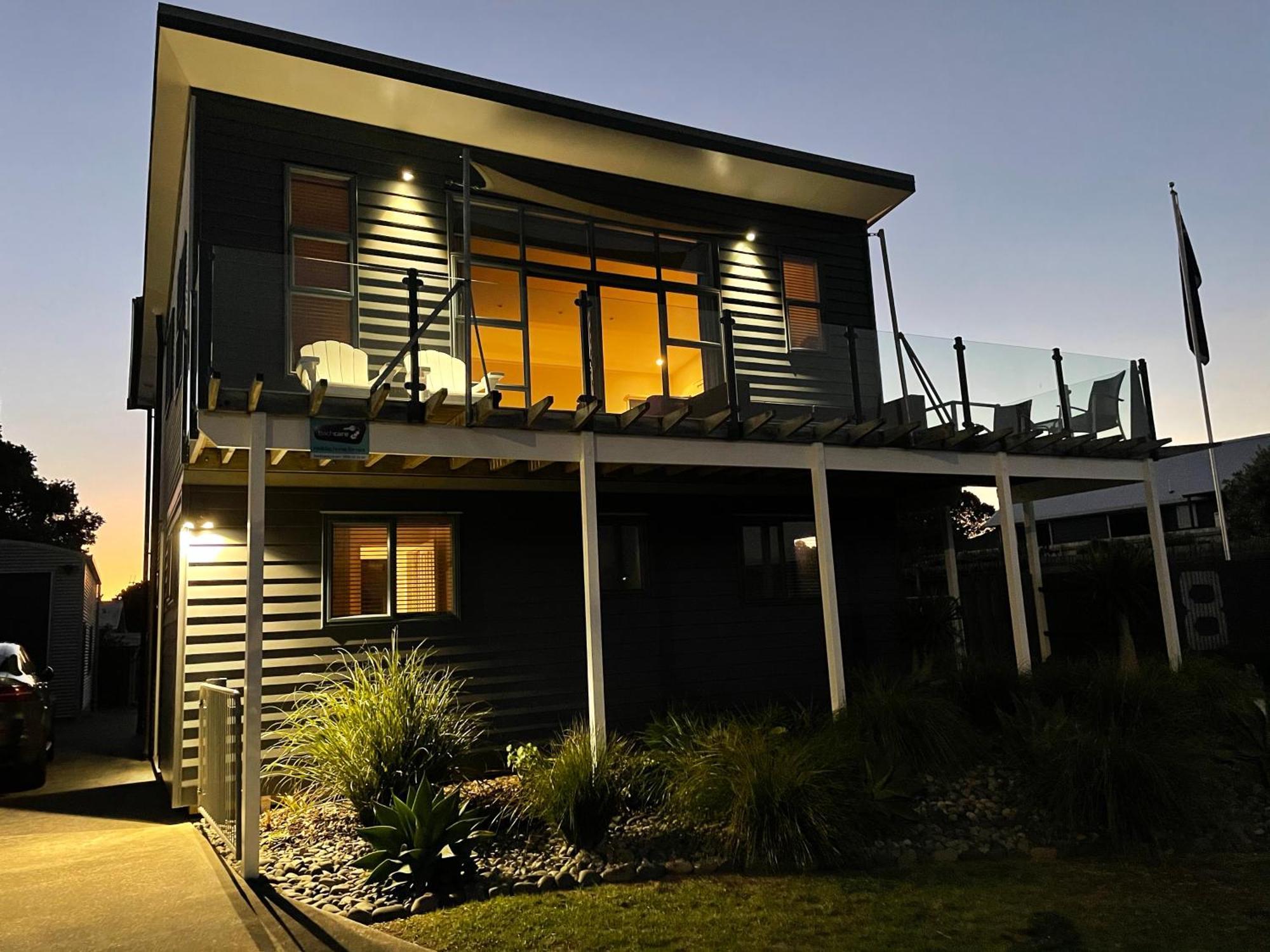 Oceans 8 - Mangawhai Heads Holiday Home 外观 照片
