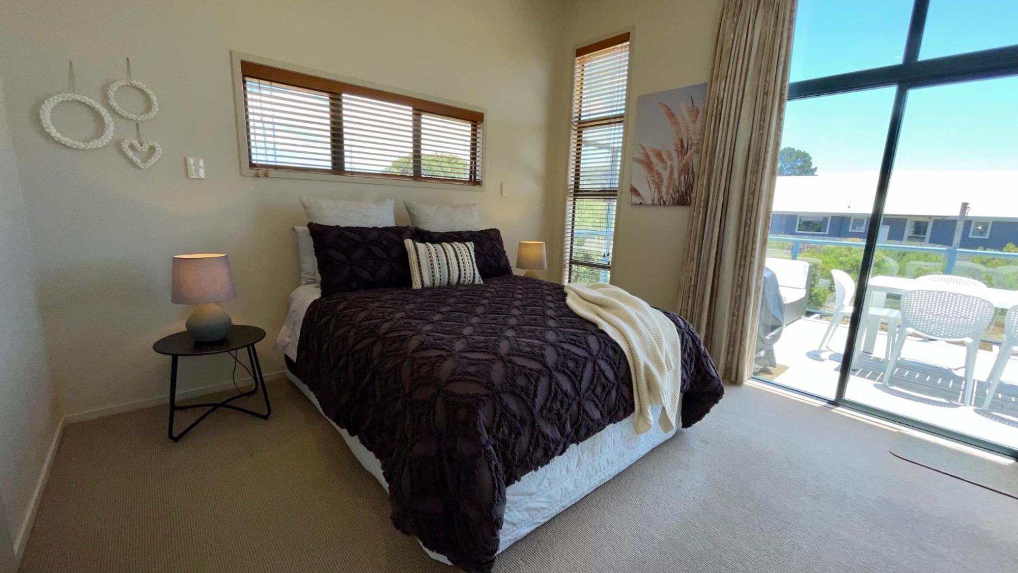 Oceans 8 - Mangawhai Heads Holiday Home 外观 照片