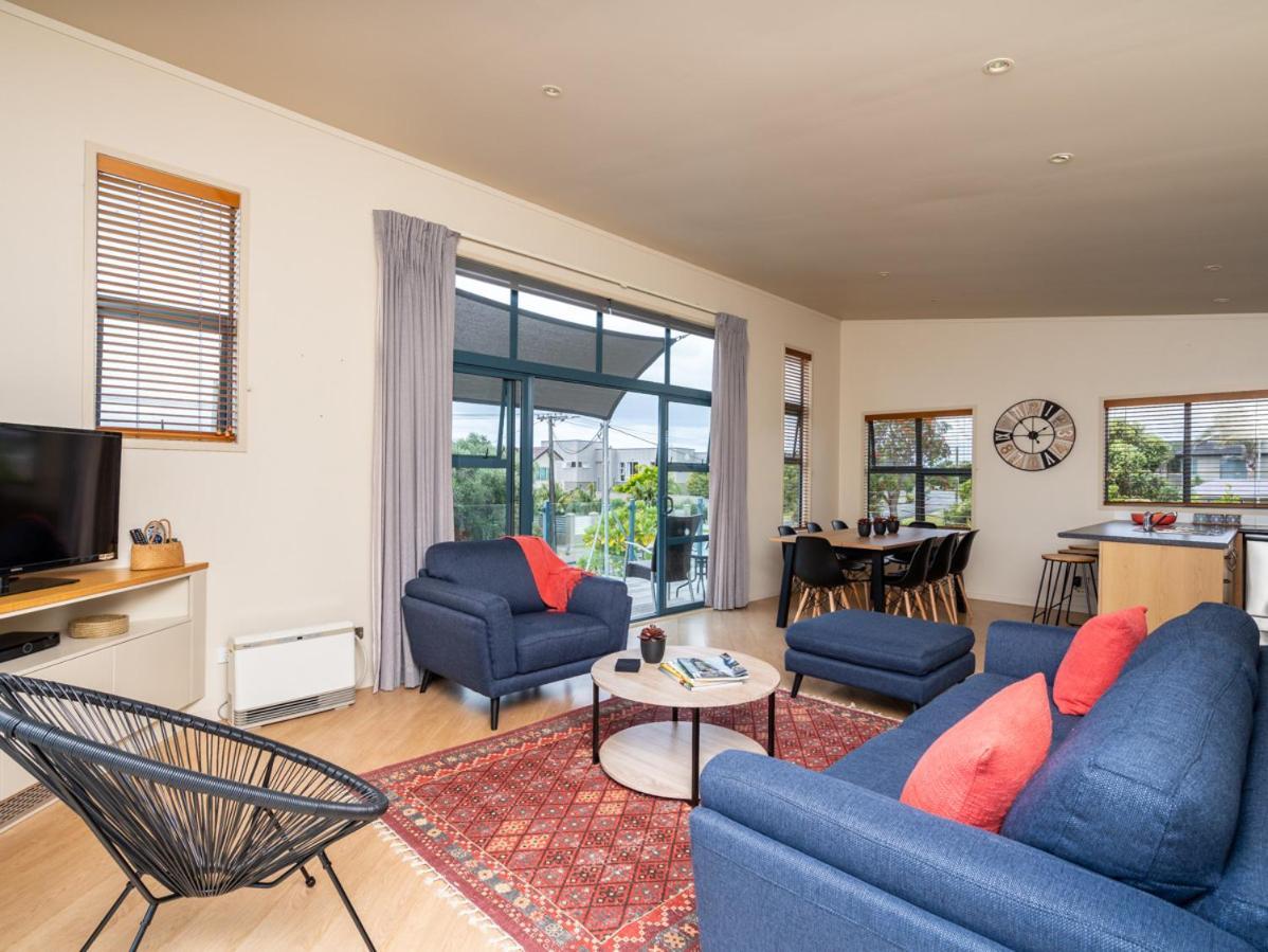 Oceans 8 - Mangawhai Heads Holiday Home 外观 照片