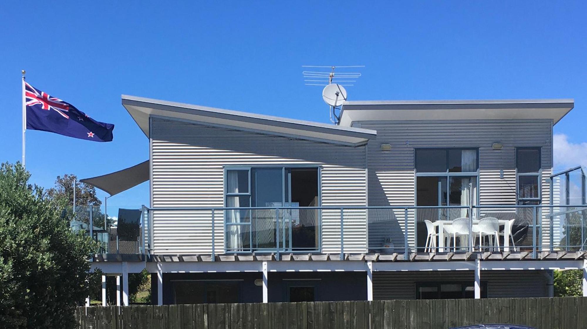 Oceans 8 - Mangawhai Heads Holiday Home 外观 照片